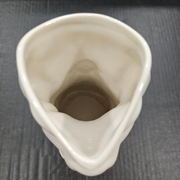 Tall Moltahedeh Rabbit Pitcher 1950s Portugal Hand Painted Bunny Green Leaf Hand - Picture 7 of 15